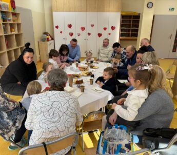 Dzień Babci i Dziadka w grupie delfinków